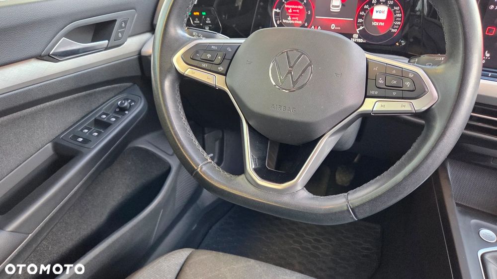 Volkswagen Golf 2.0 TDI Life - 16