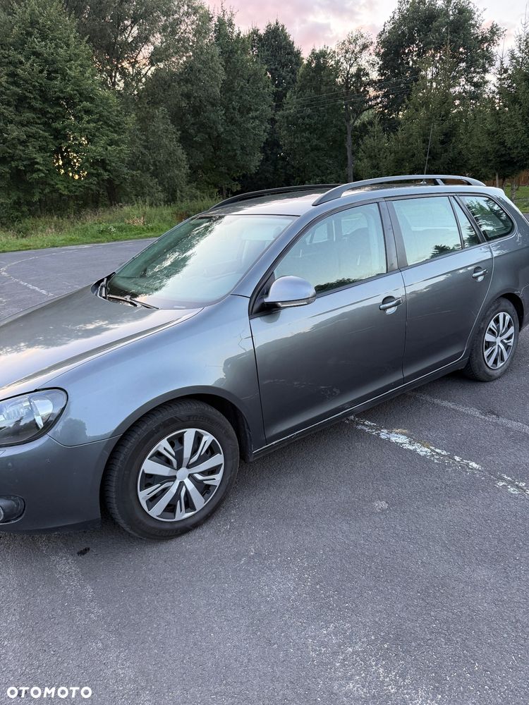 Volkswagen Golf 1.6 TDI Comfortline - 5