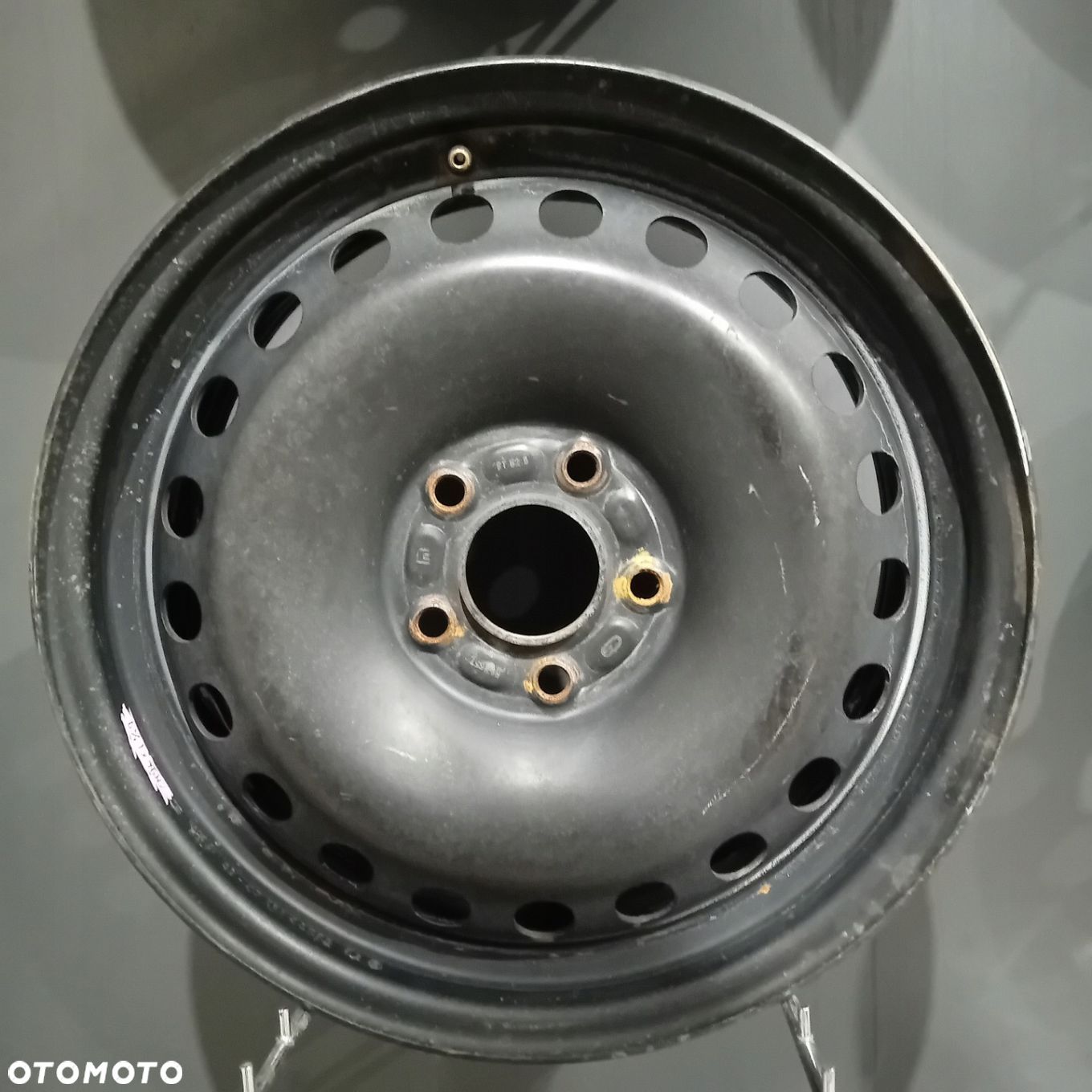 Felga 16 5x108 Ford 6,5Jx16 ET52,5 F12462-22 - 1