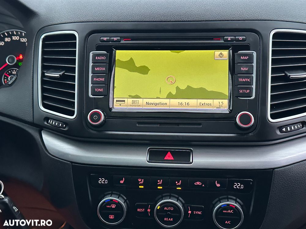 Volkswagen Sharan 2.0 TDI DSG Highline Black Style - 25