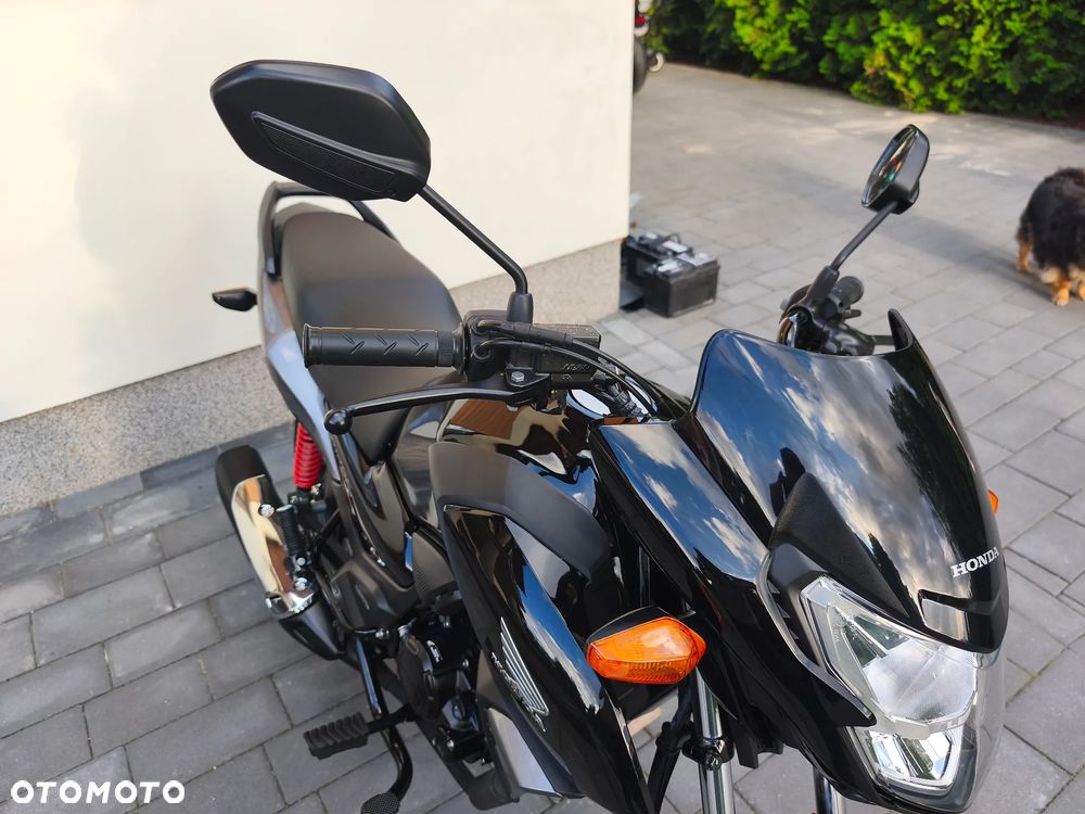 Honda CBF - 10