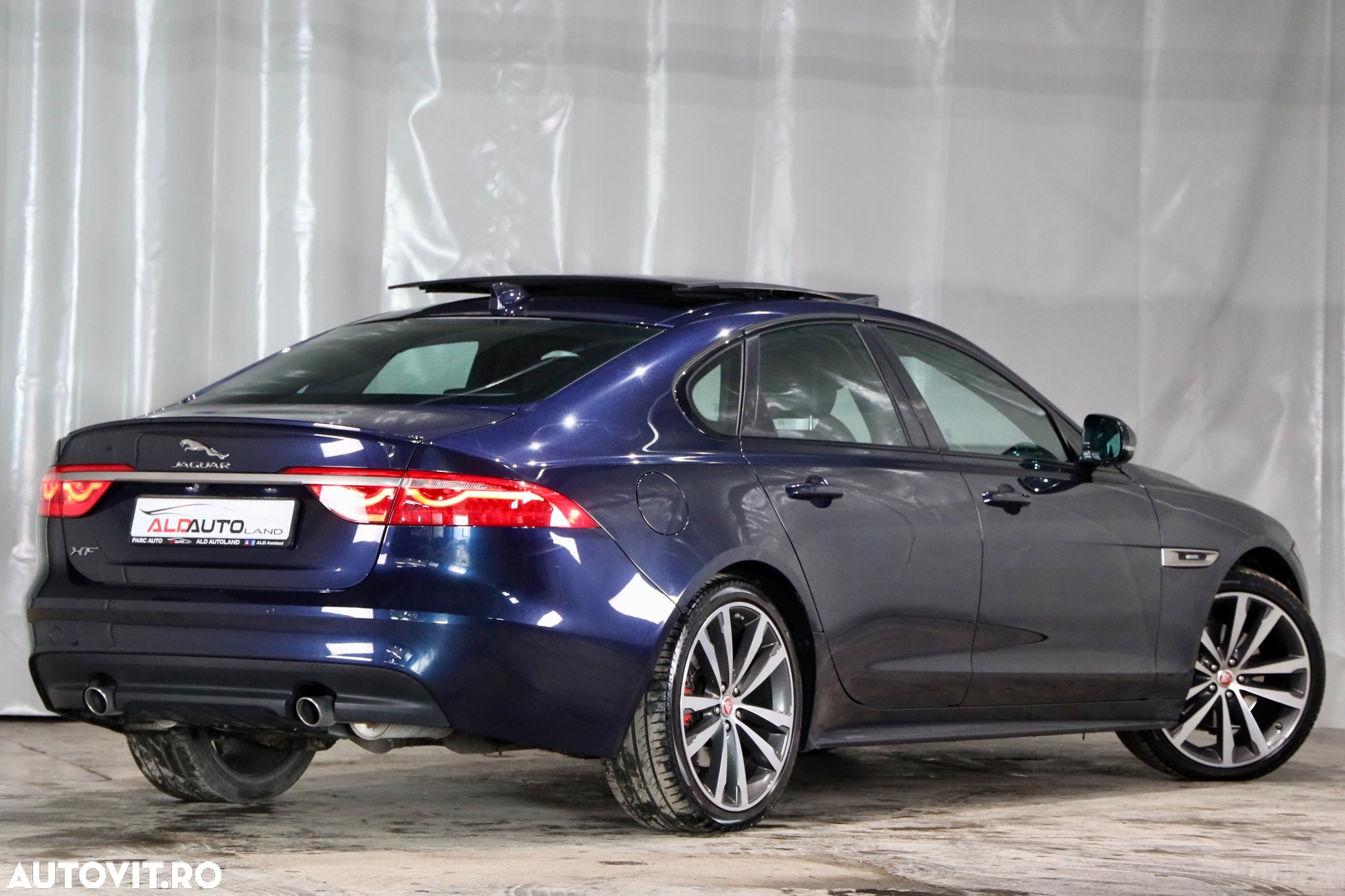 Jaguar XF 25d Aut. R-Sport - 2