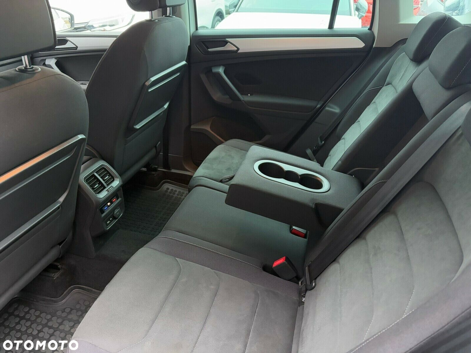 Volkswagen Tiguan 1.5 TSI EVO Comfortline DSG - 13