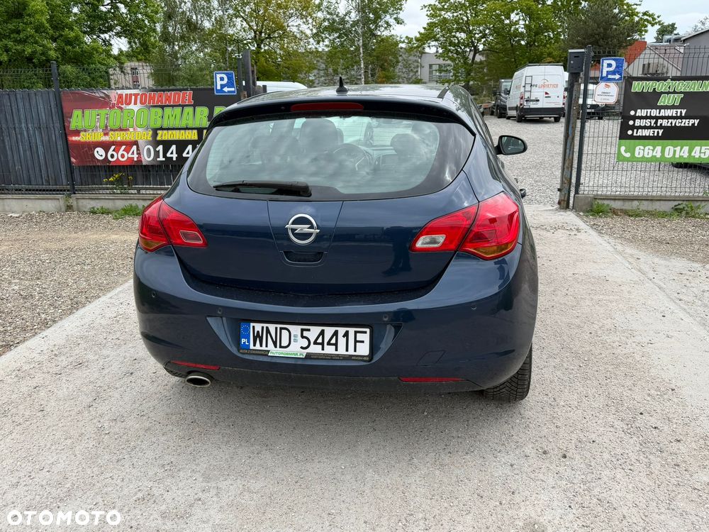 Opel Astra - 8