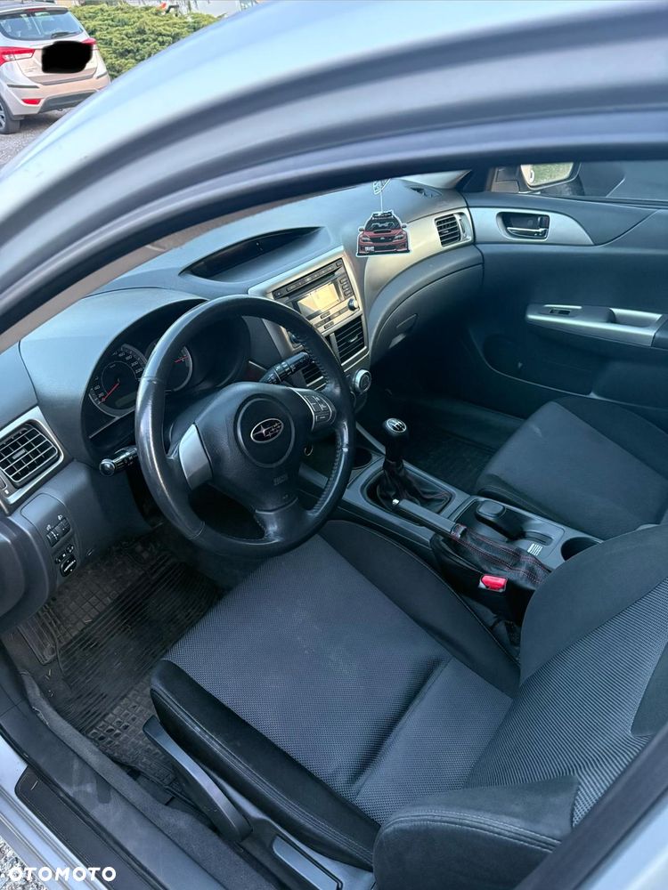 Subaru Impreza - 12