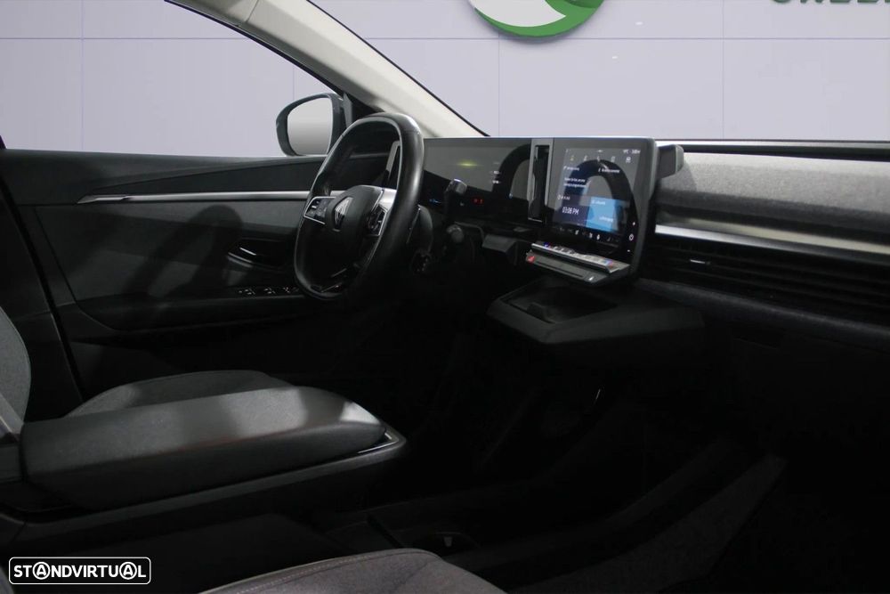 Renault Mégane E-Tech - 12