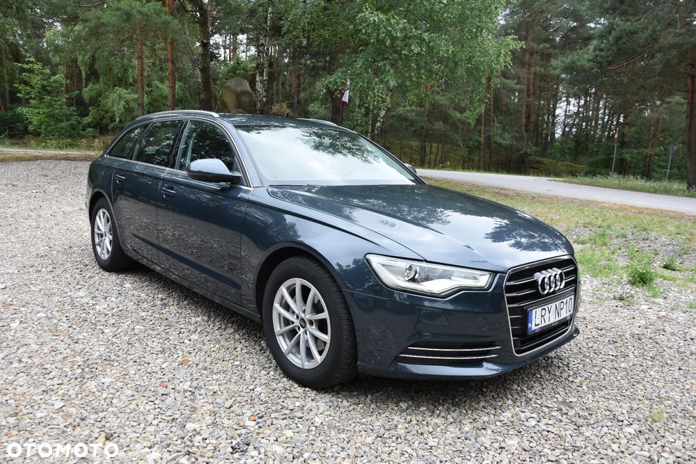 Audi A6 Avant - 1