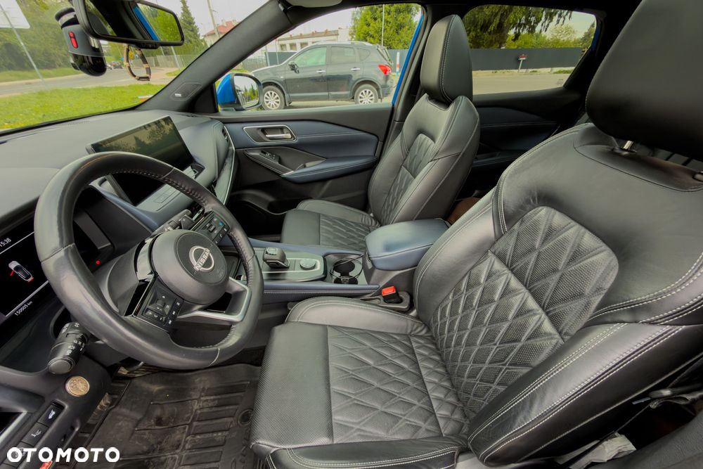 Nissan Qashqai 1.3 DIG-T MHEV 4x4 Tekna+ Xtronic - 16