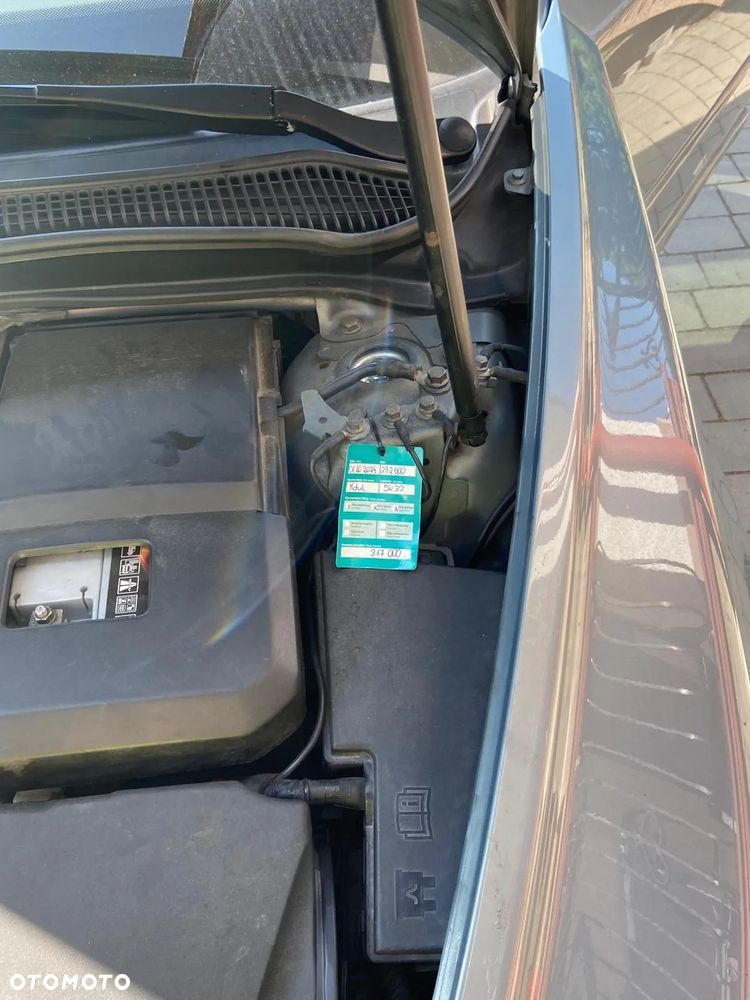 Volvo V50 2.0D DPF Powershift Summum - 8