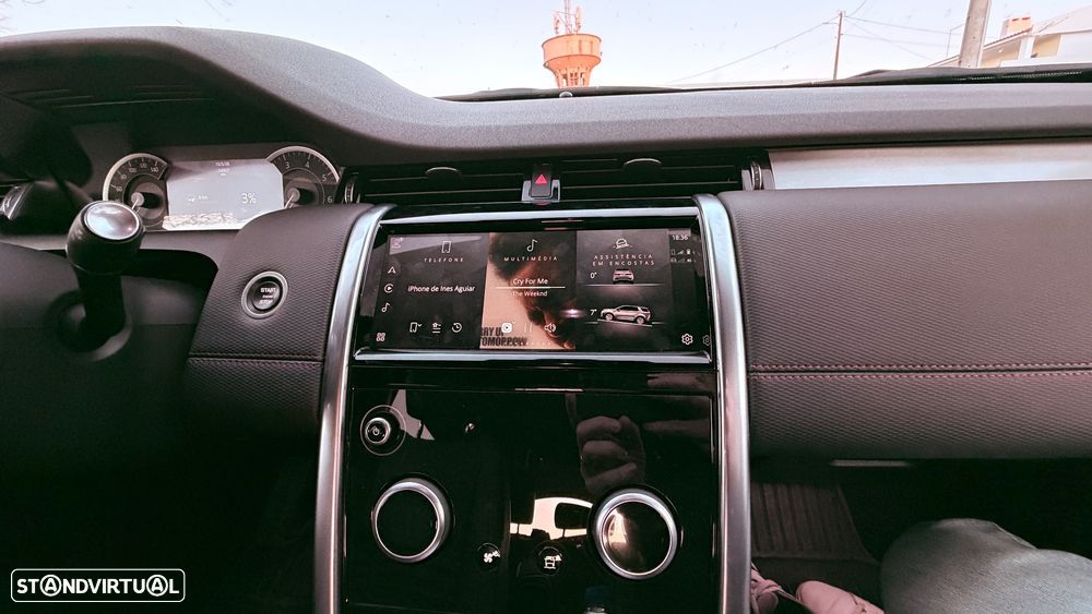 Land Rover Discovery Sport - 10