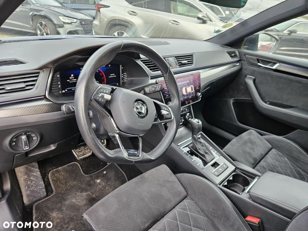Skoda Superb 2.0 TDI SCR Sportline DSG - 5