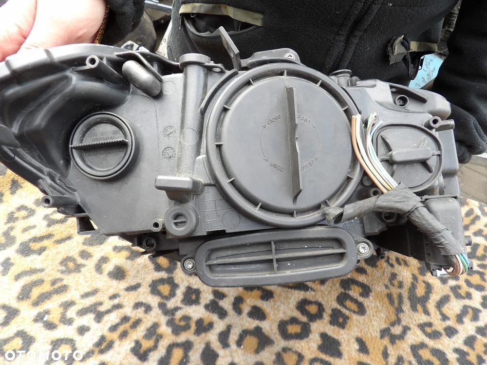 BMW - F10 - H7 - LEWA LAMPA PRZEDNIA - KOMPLETNA - WYRWANE UCHO - 7203242 - 5