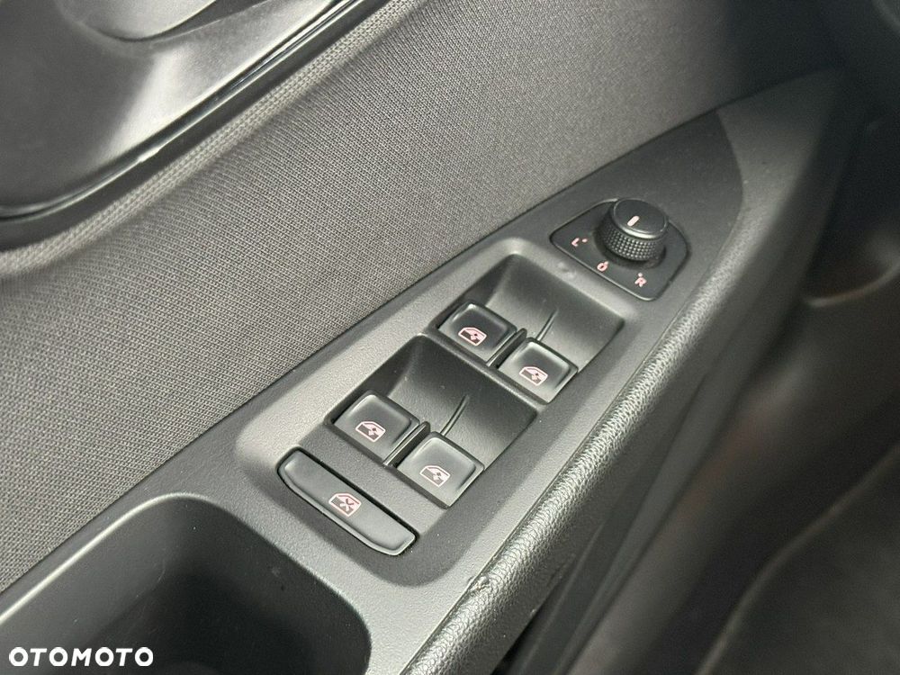 Seat Leon 1.6 TDI Style - 22