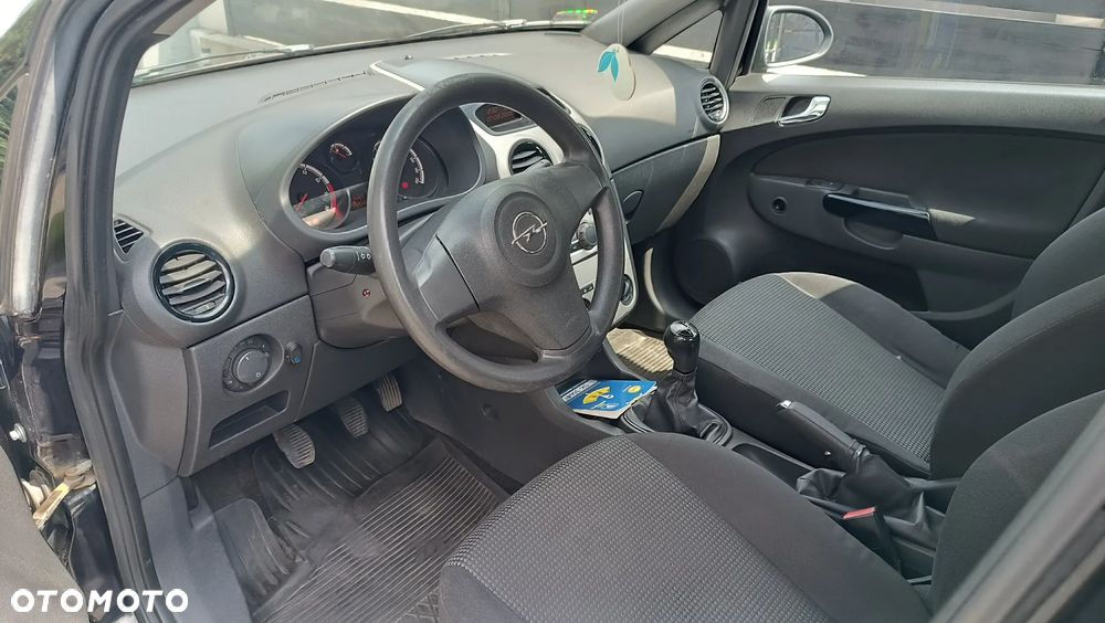 Opel Corsa 1.2 16V Essentia - 10