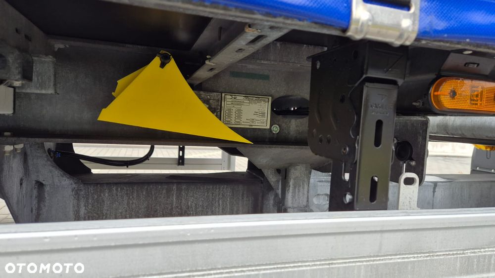 MAN MAN///TGX///26.470///2021///ZESTAW/// TANDEM///PRZEJAZDOWY///7.70+7.70/// LEDY///KLIMATYZACJA POSTOJOWA/// DACH PODNOSZONY/// - 37