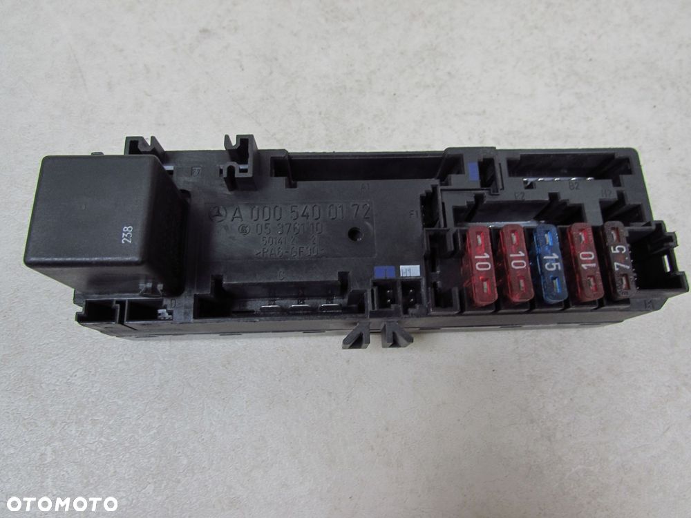 MB MERCEDES W202 W210 E-KLASA 95-03 MODUL STEROWNIK SKRZYNKA BEZPIECZNIKOW A0005400172 - 8