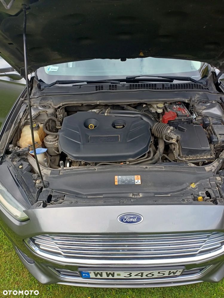 Ford Fusion 2.0 EcoBoost Titanium - 12