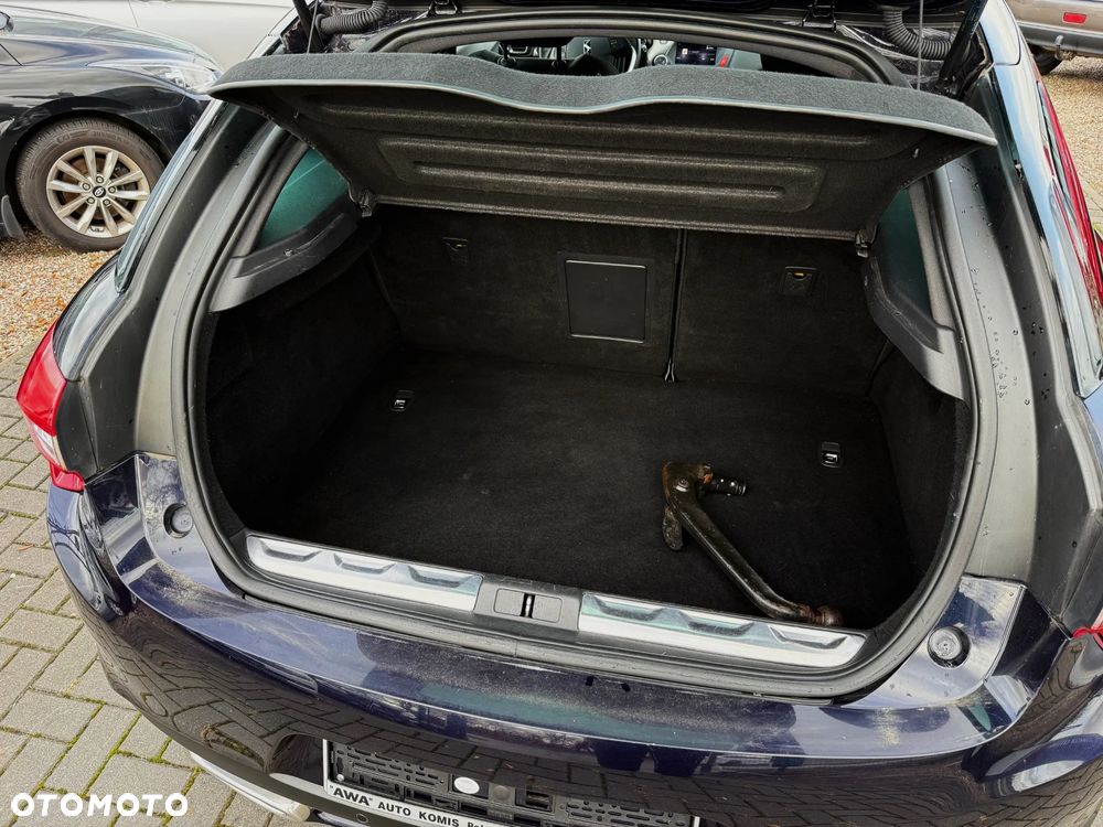 DS Automobiles DS 5 - 10