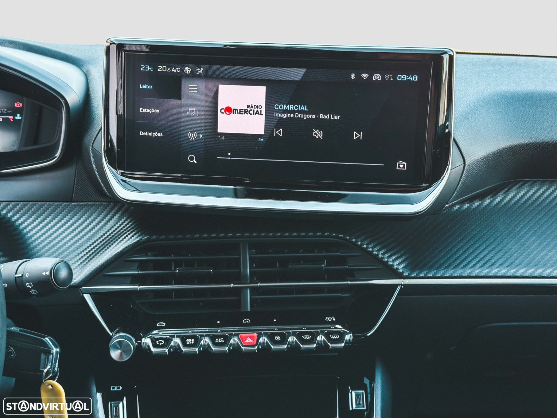 Peugeot 2008 1.2 PureTech Allure Pack - 19