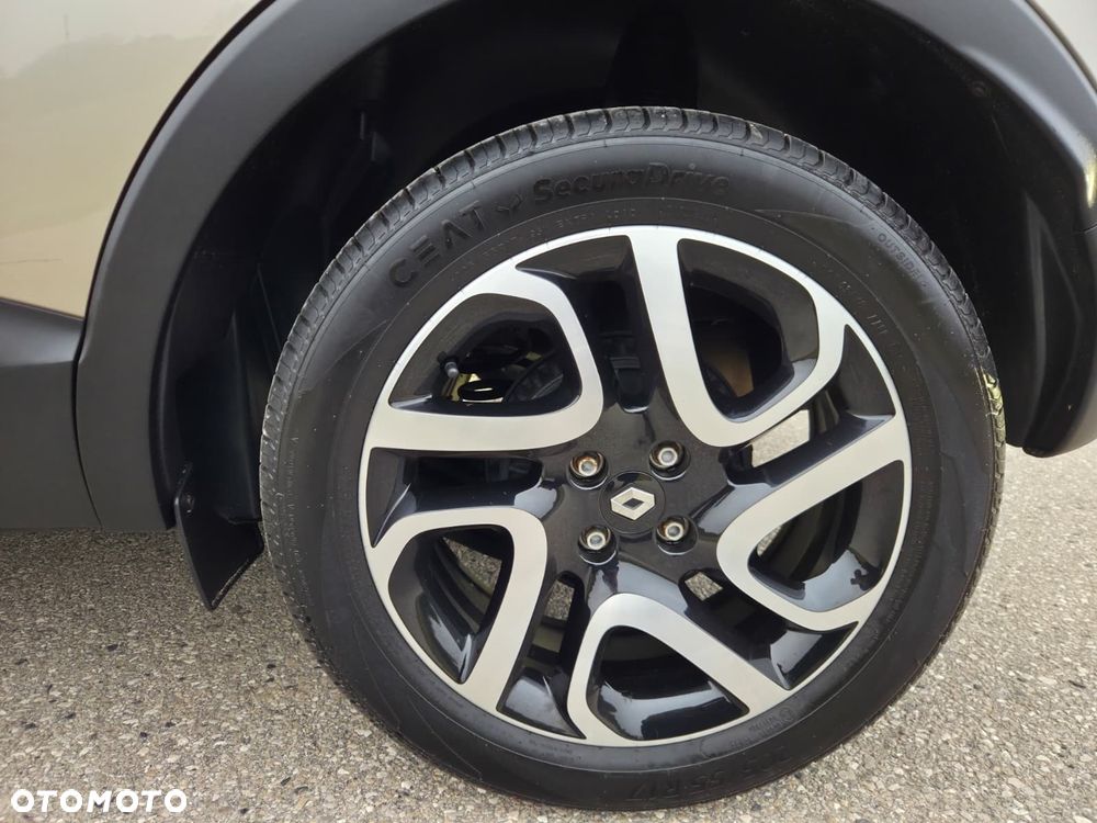 Renault Captur 1.2 TCe Helly Hansen EDC - 27