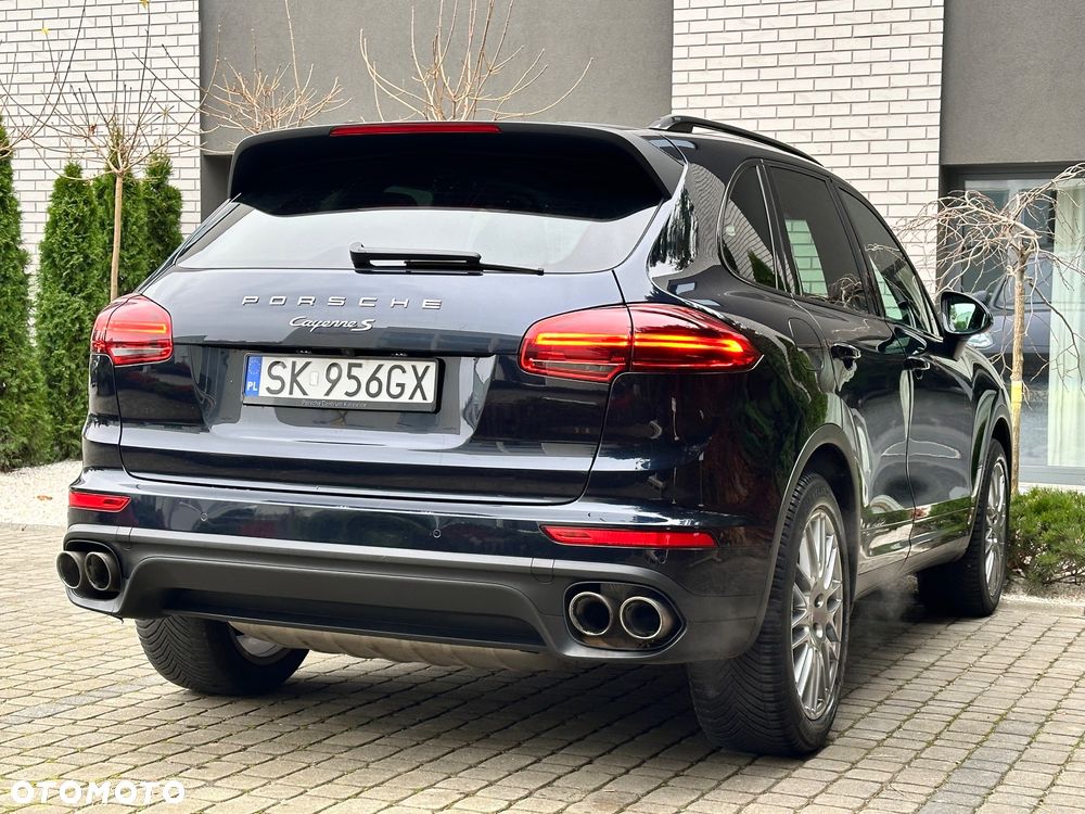 Porsche Cayenne S - 12