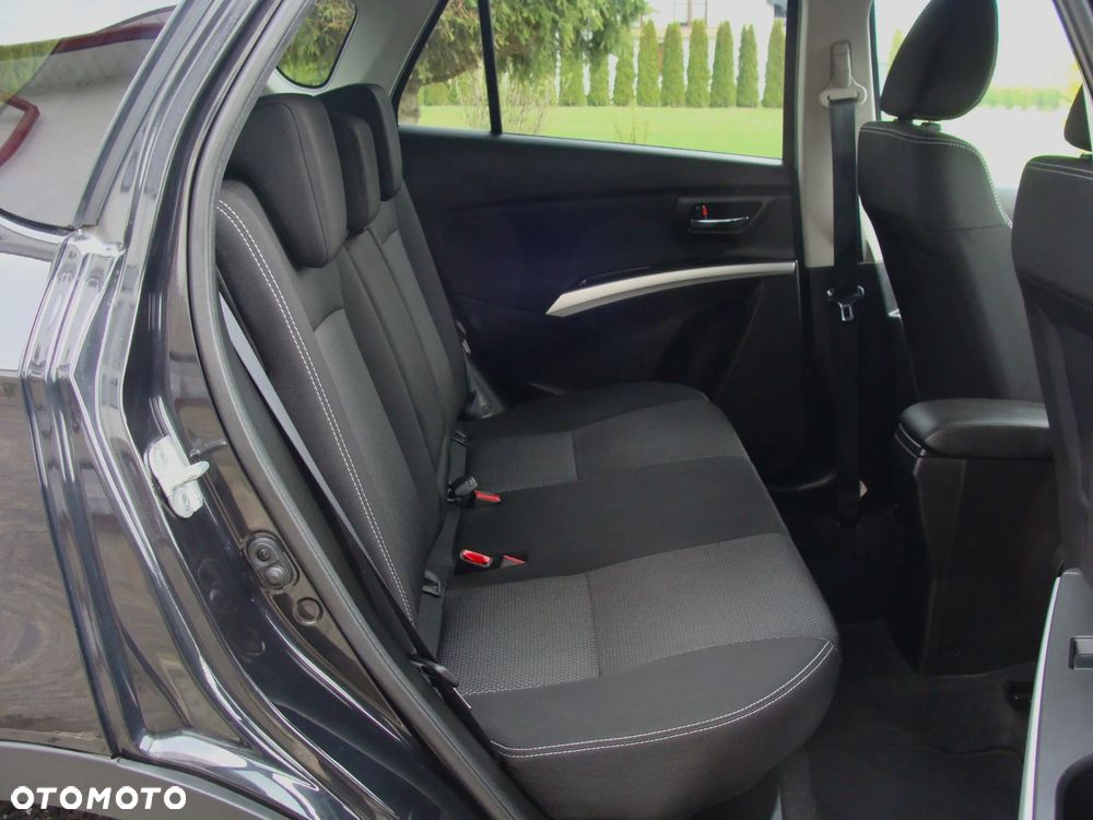 Suzuki SX4 S-Cross 1.6 DDiS 4x4 Comfort+ - 11