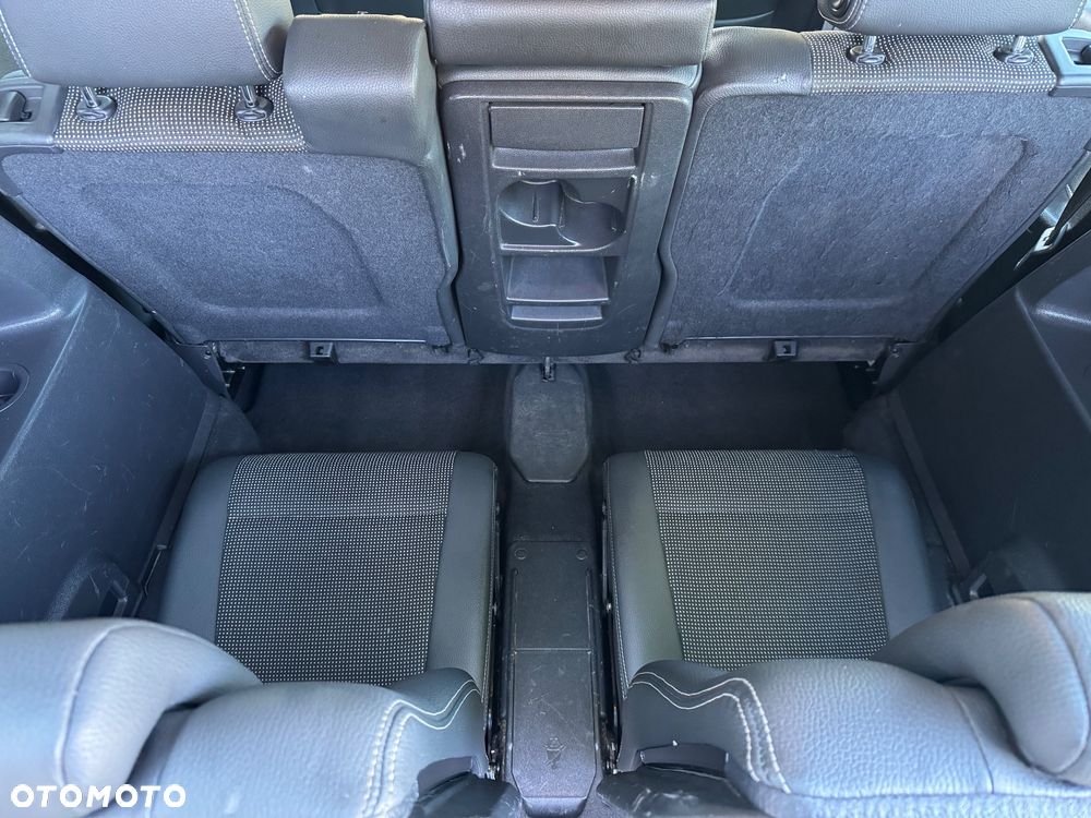 Opel Zafira 1.8 Cosmo - 17