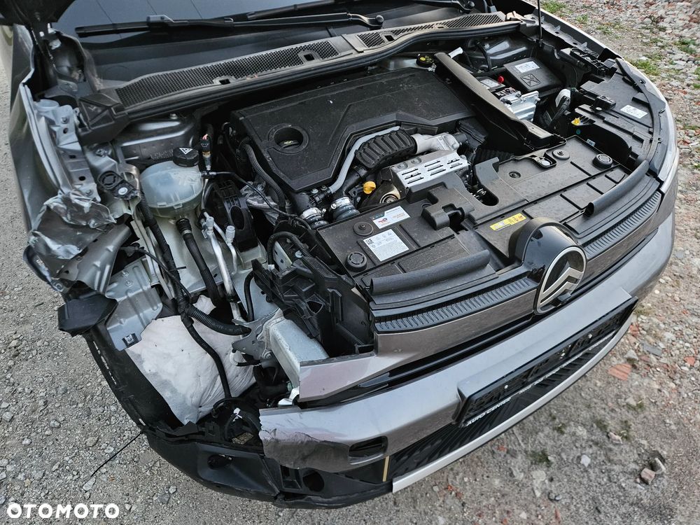 Citroën C4 Hybrid 136 ë-DSC6 MAX - 16