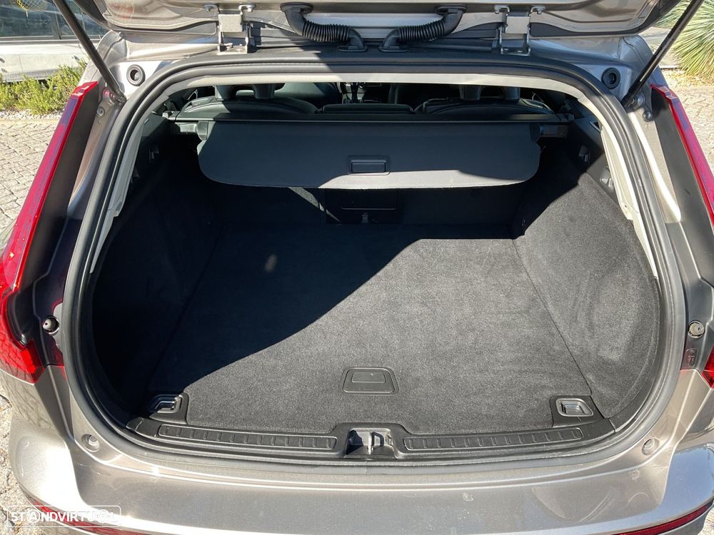 Volvo V60 2.0 D3 - 15