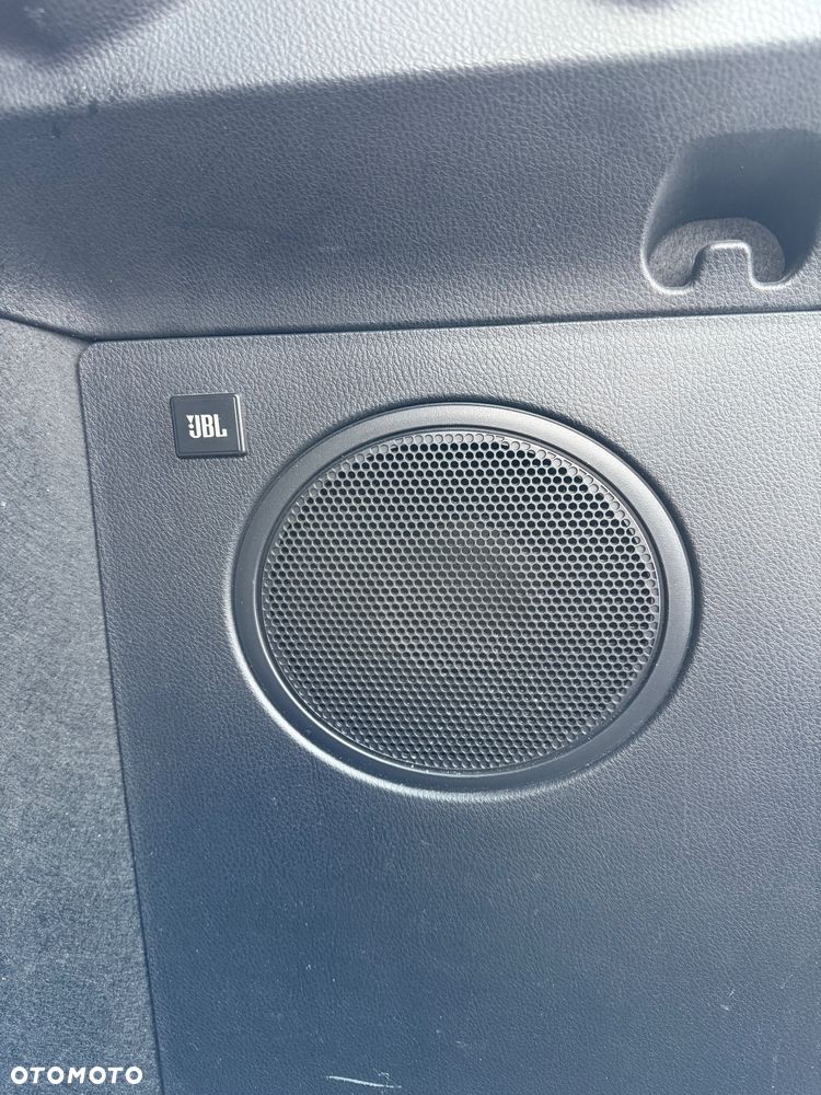 Toyota C-HR 1.8 Hybrid Premium - 24