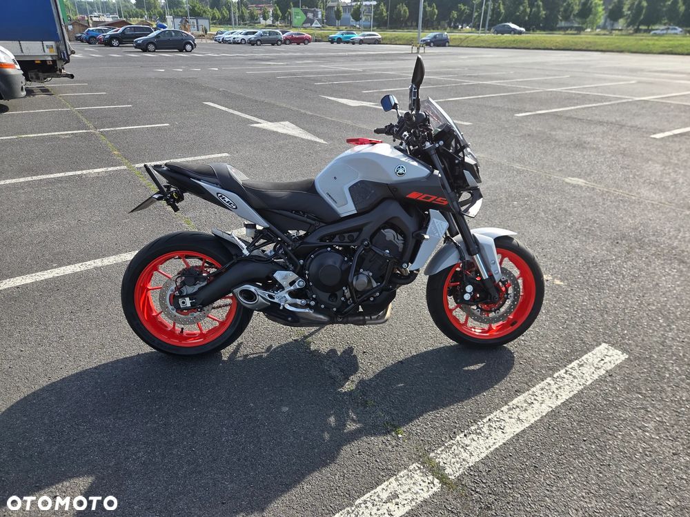 Yamaha MT - 3