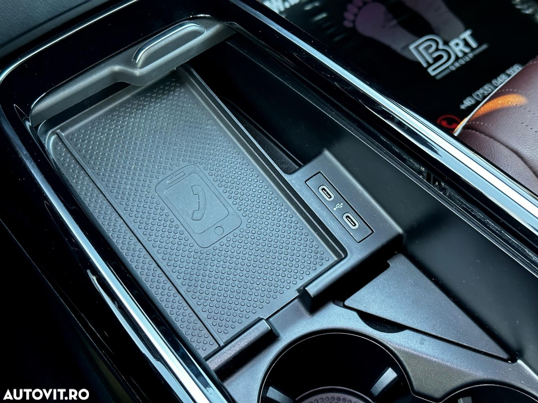 Volkswagen ID.6 - 19