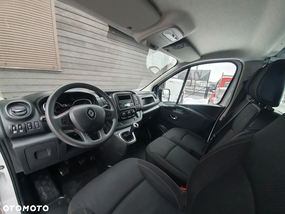 Renault TRAFIC - 15