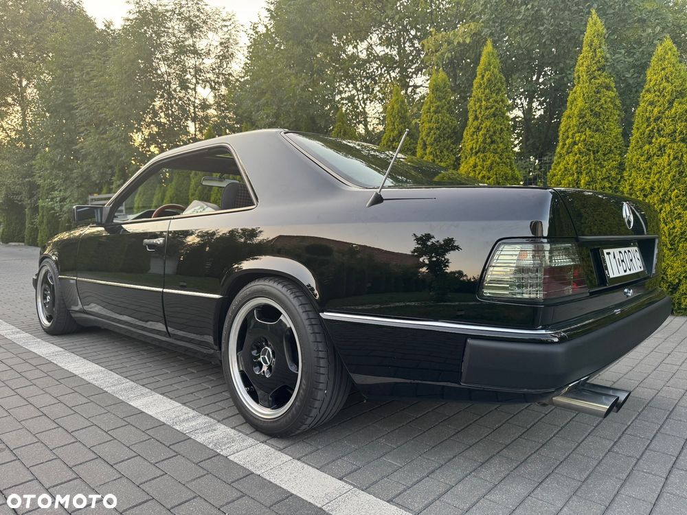 Mercedes-Benz W124 (1984-1993) - 2
