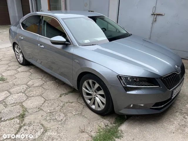 Skoda Superb 2.0 TSI L&K DSG - 10