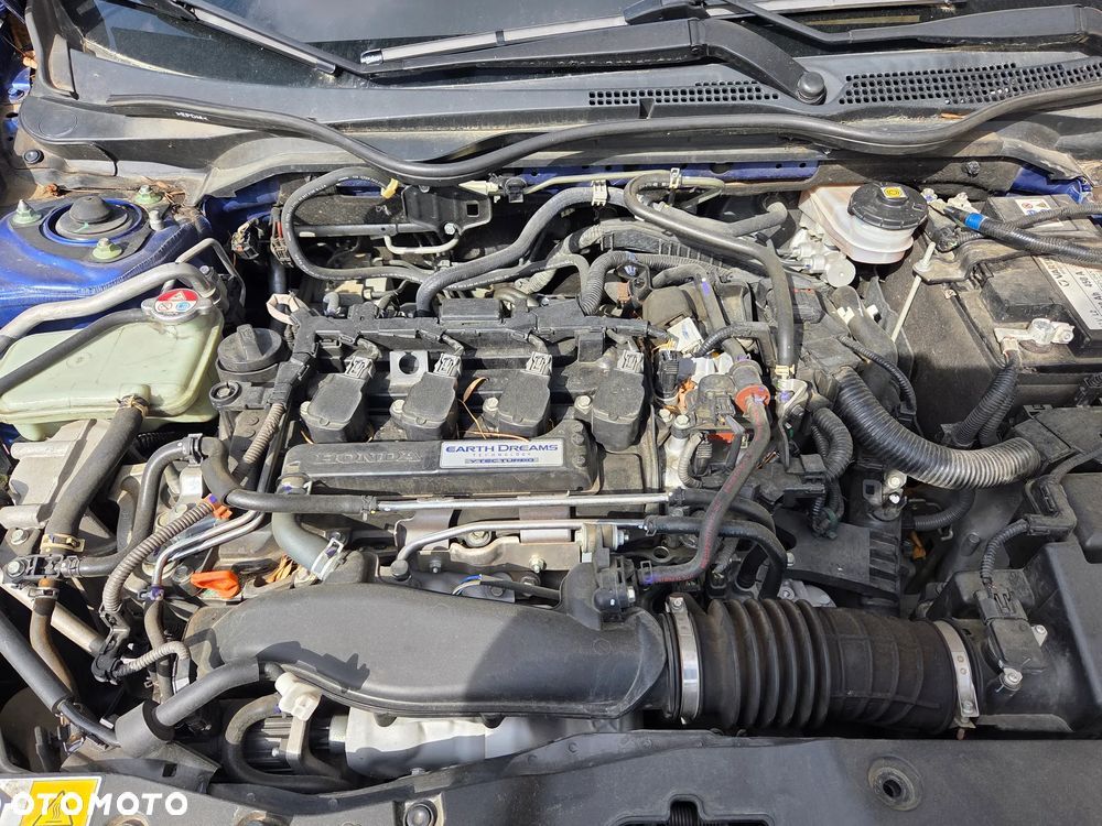 Honda Civic 1.5 i-VTEC Turbo Prestige - 24