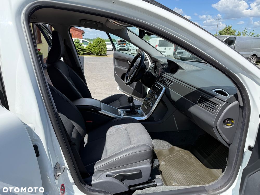 Volvo XC 70 D4 AWD Momentum - 14