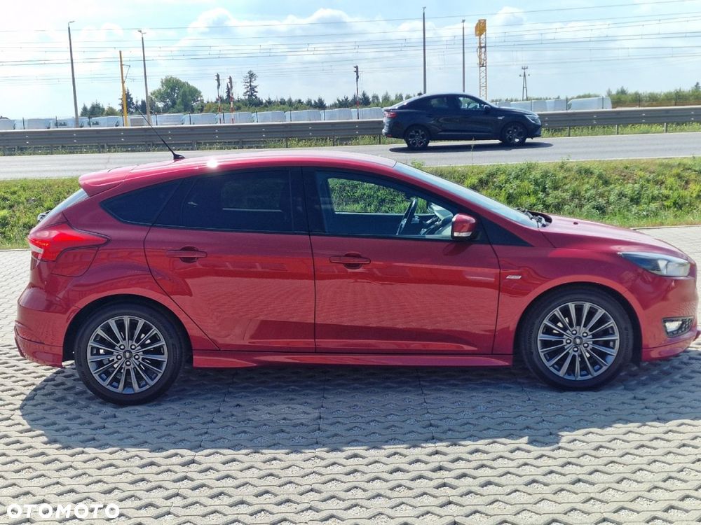 Ford Focus - 34