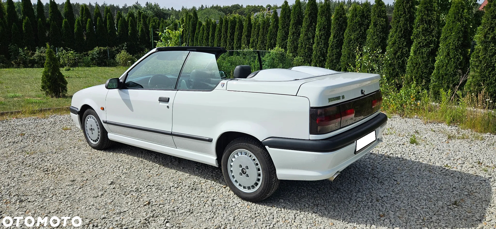 Renault 19 1.8 - 10