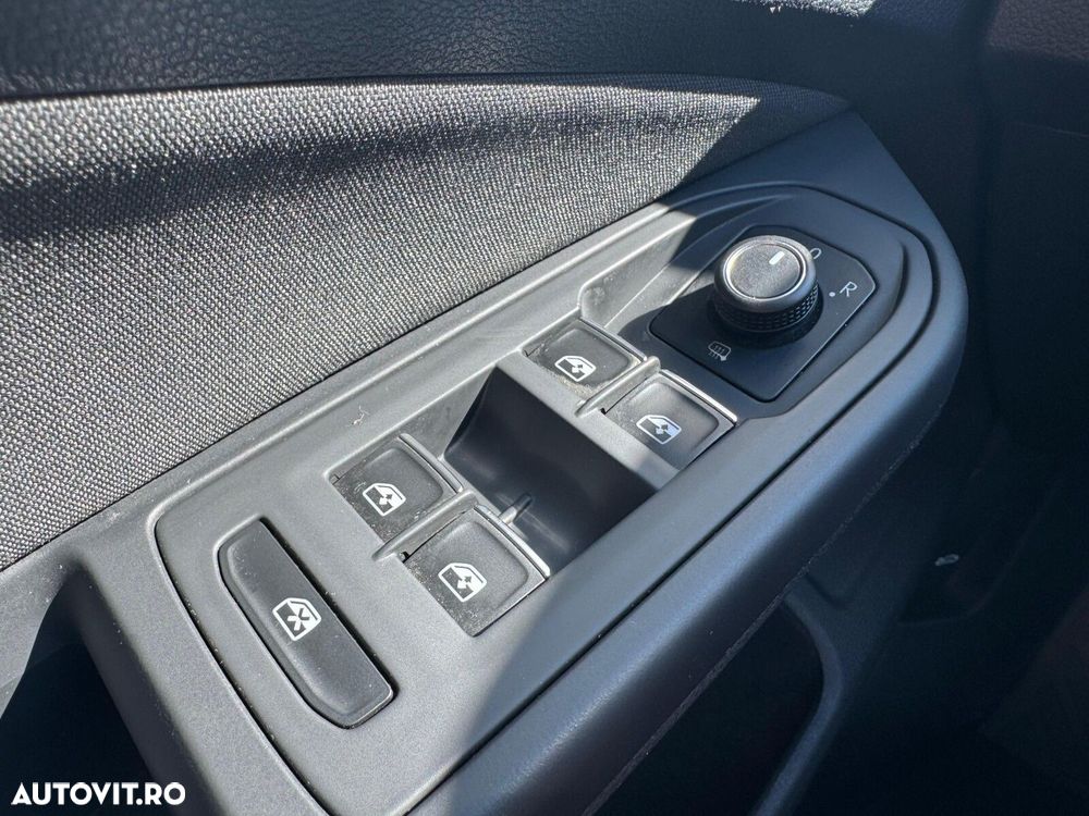 VOLKSWAGEN Golf 2021 — imagine 15