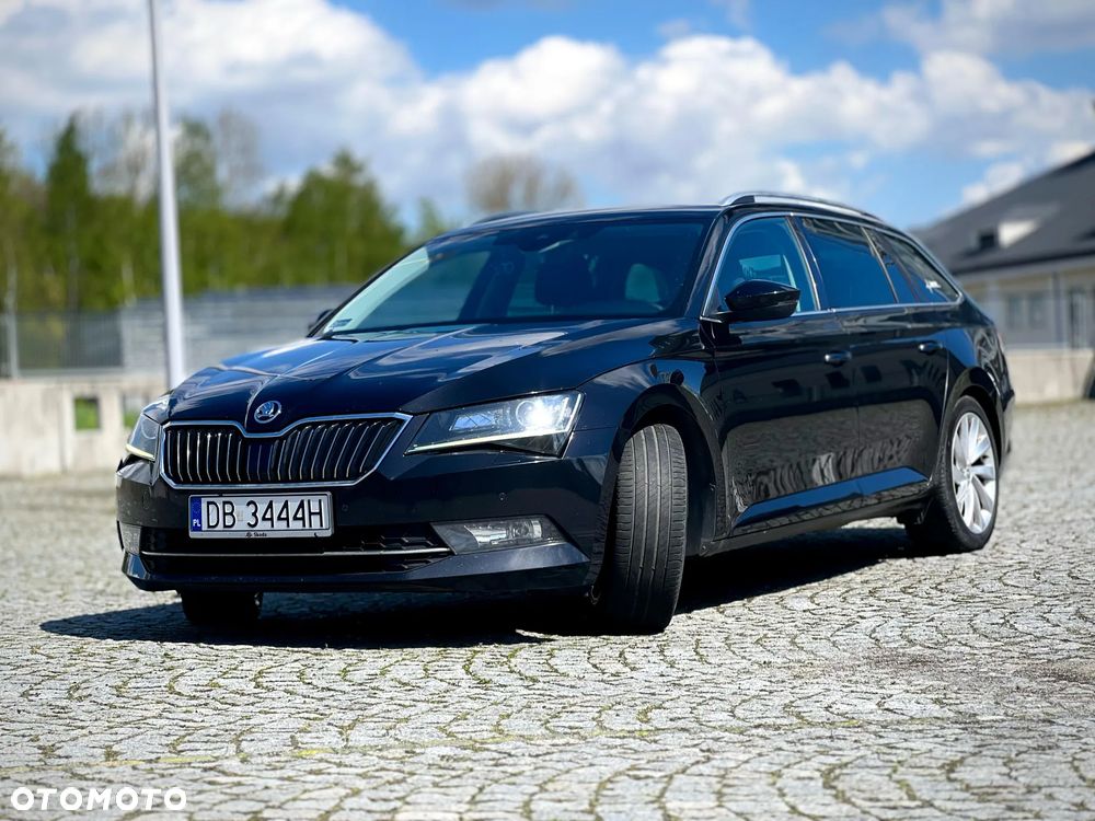 Skoda Superb 2.0 TDI Style - 2