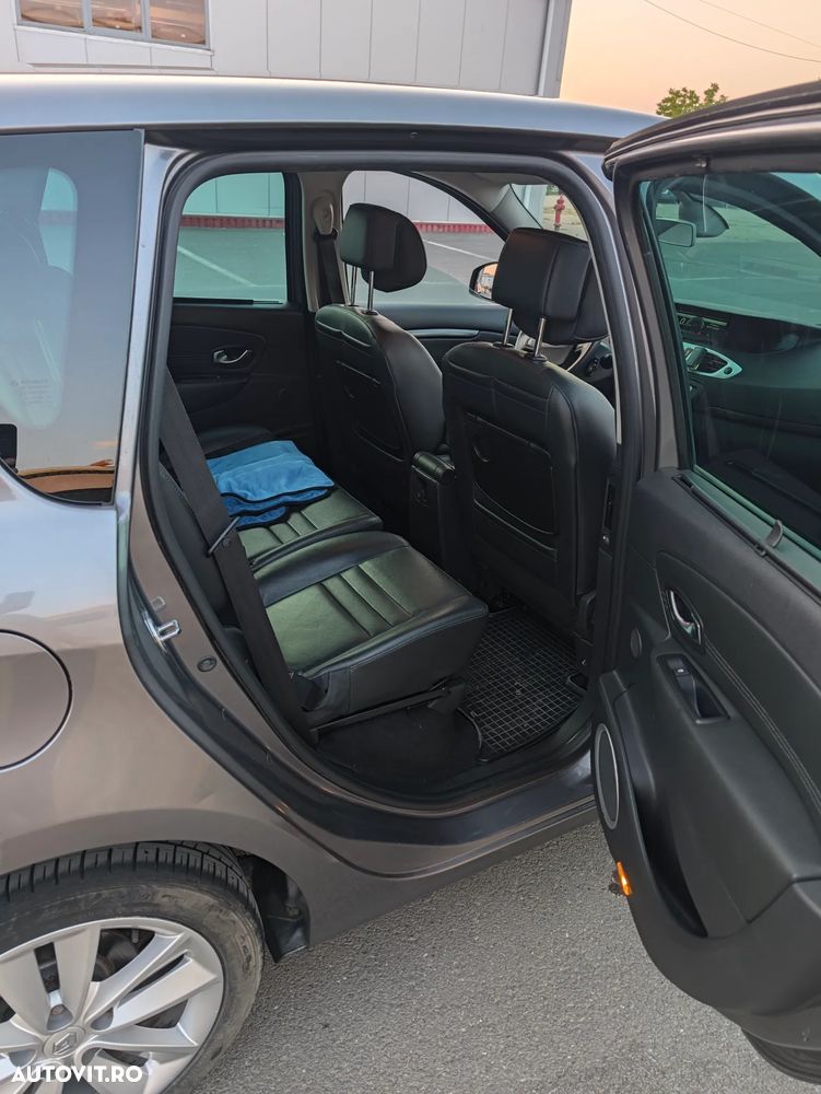 Renault Scenic - 7