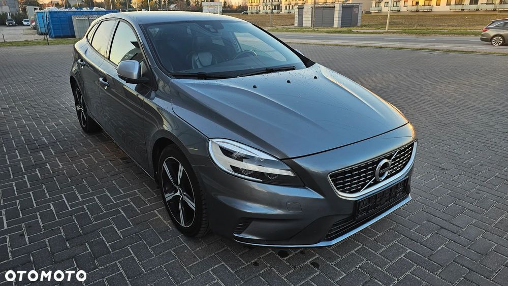 Volvo V40 D2 Drive-E R-Design Momentum - 12