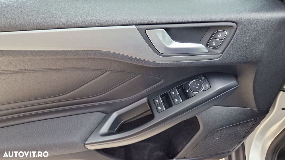 Ford Focus 1.5 EcoBlue Active Business - 12