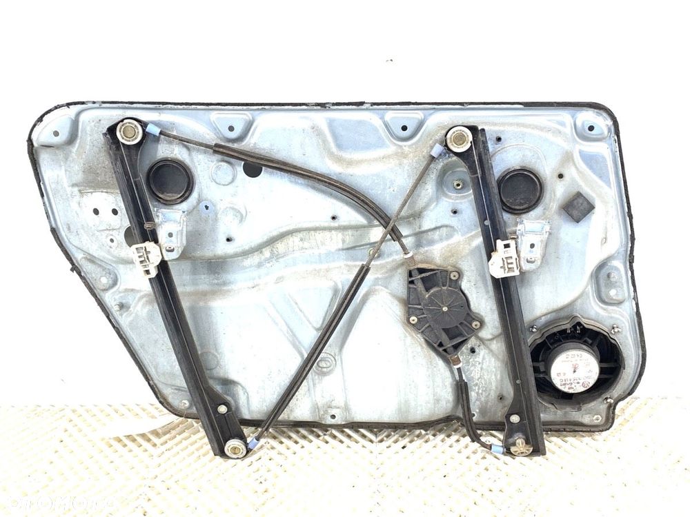 PODNOŚNIK SZYBY PRAWY PRZÓD  VW PASSAT B5.5 (3B3) 2000 - 2005 1.9 TDI 4motion 96 kW [130 KM] olej - 1