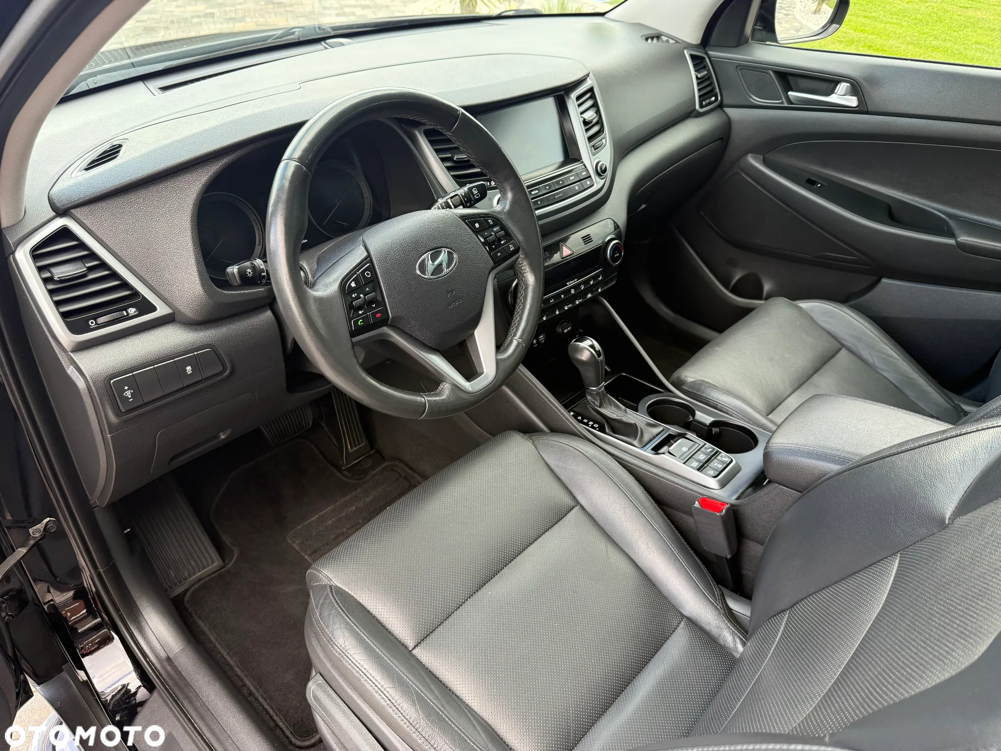 Hyundai Tucson 2.0 CRDi 4WD Automatik Style - 25