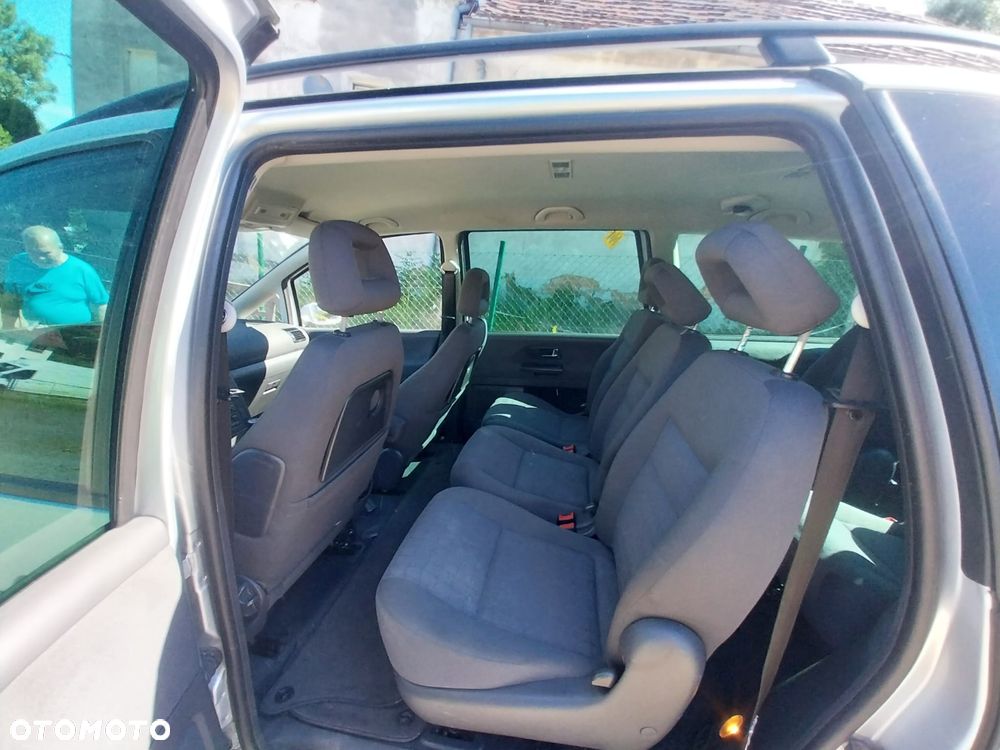 Seat Alhambra 1.8 20V Turbo Sport - 19