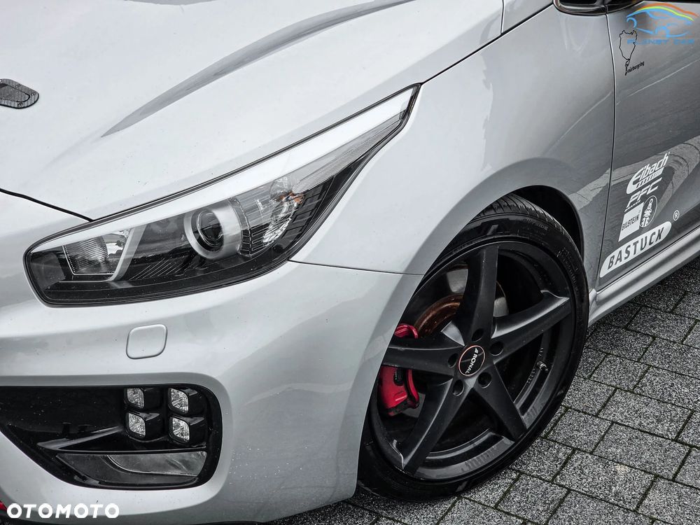 Kia Ceed 1.6 T-GDI GT-Challenge - 6