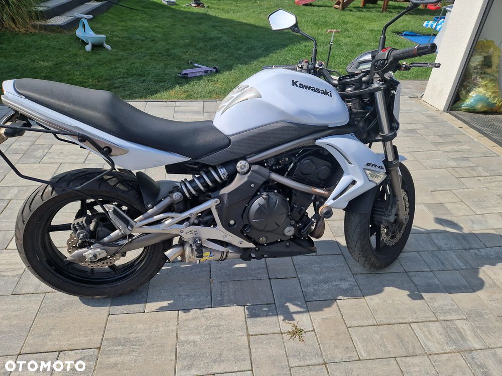 Kawasaki ER - 1