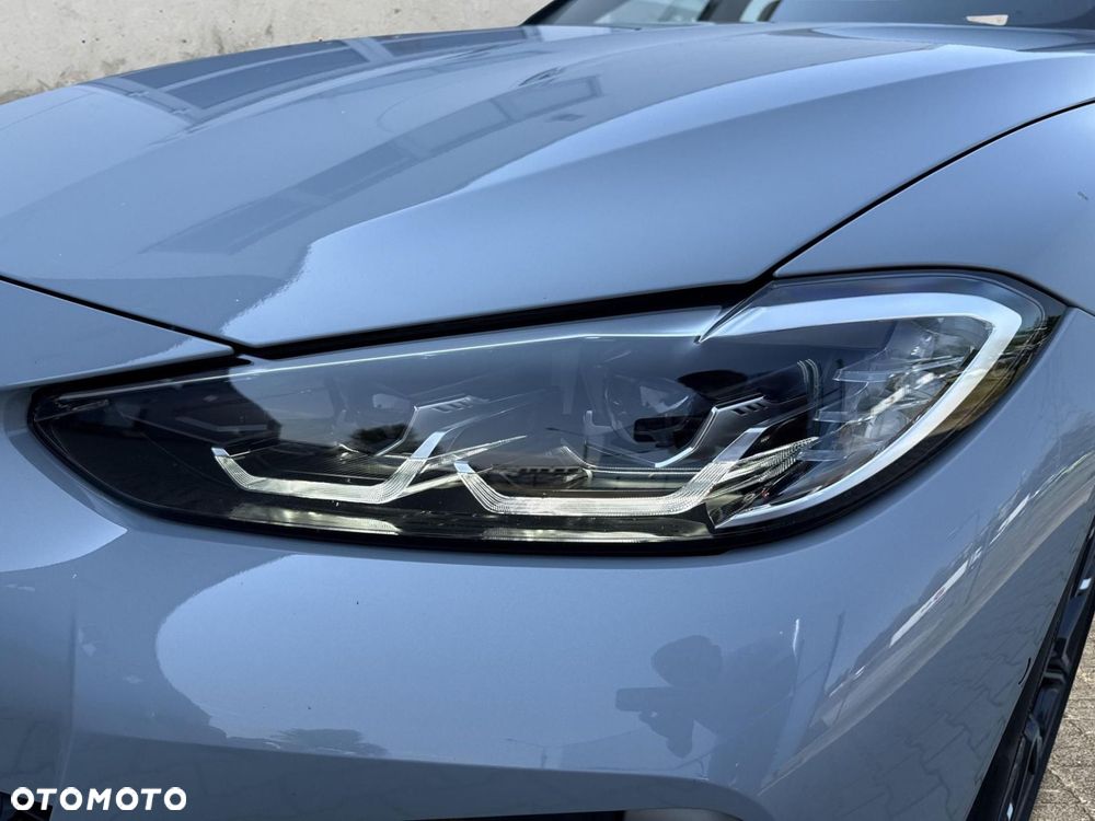BMW i4 - 30